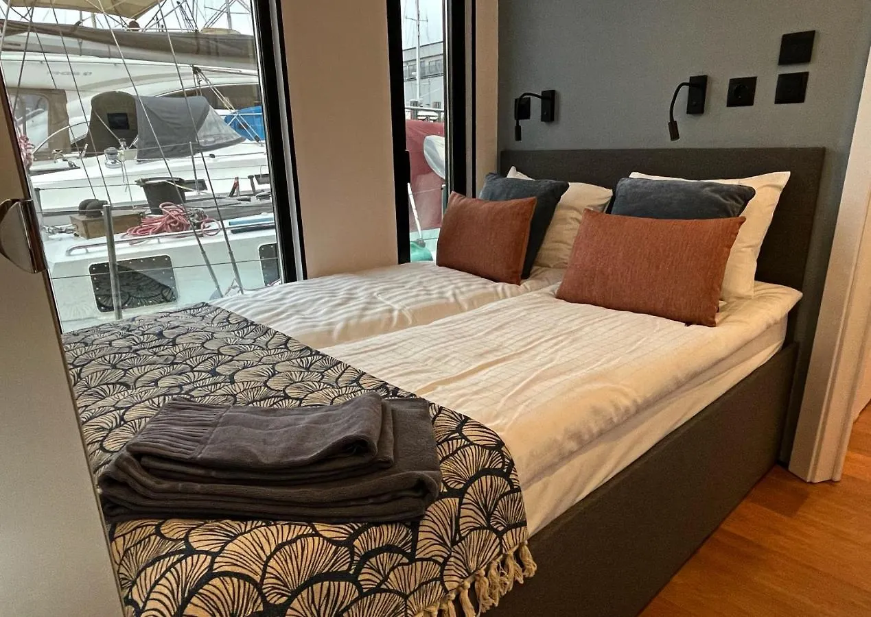 Botel La Mare Resort Gothenburg