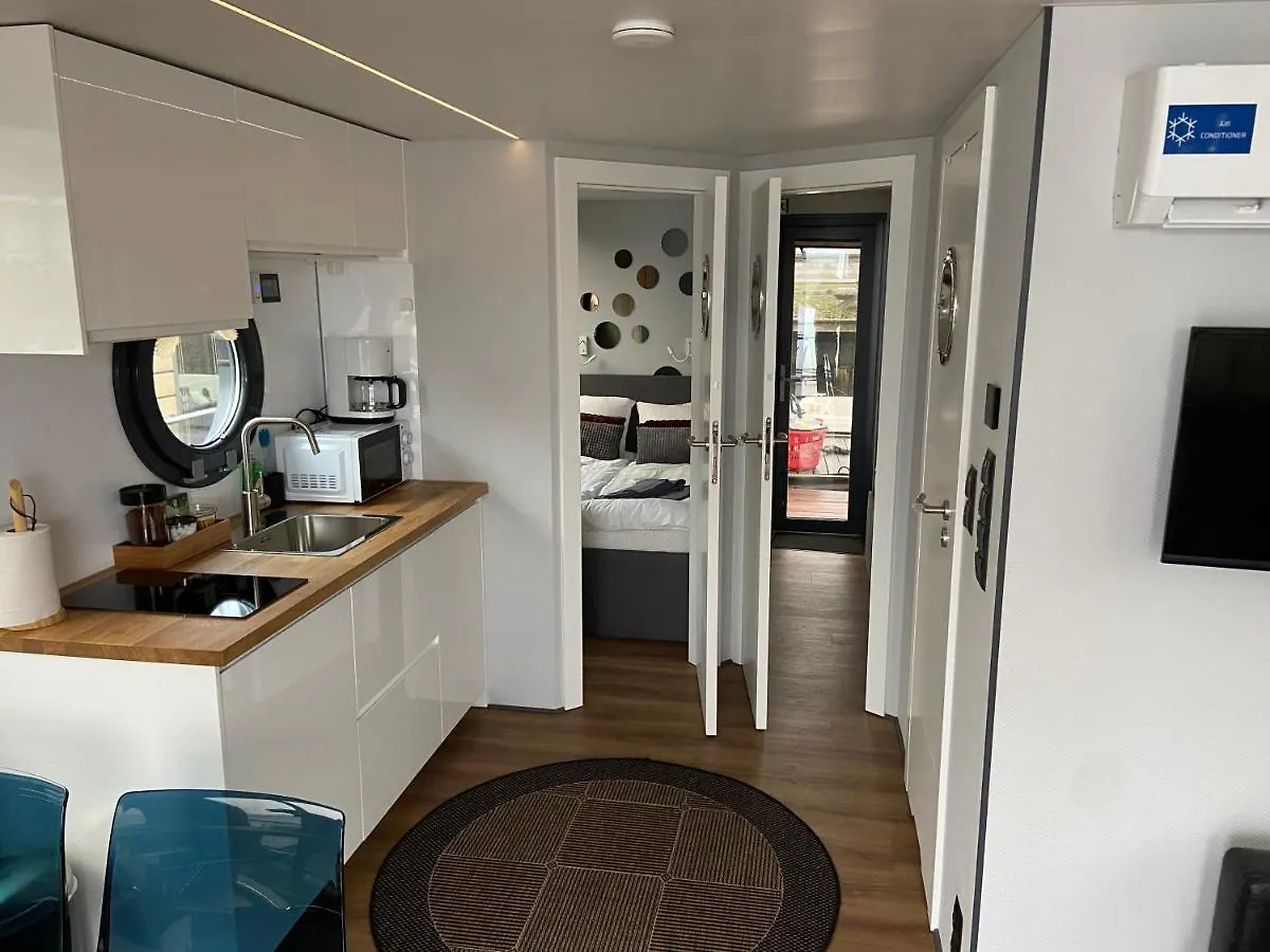 La Mare Resort Göteborg Botel